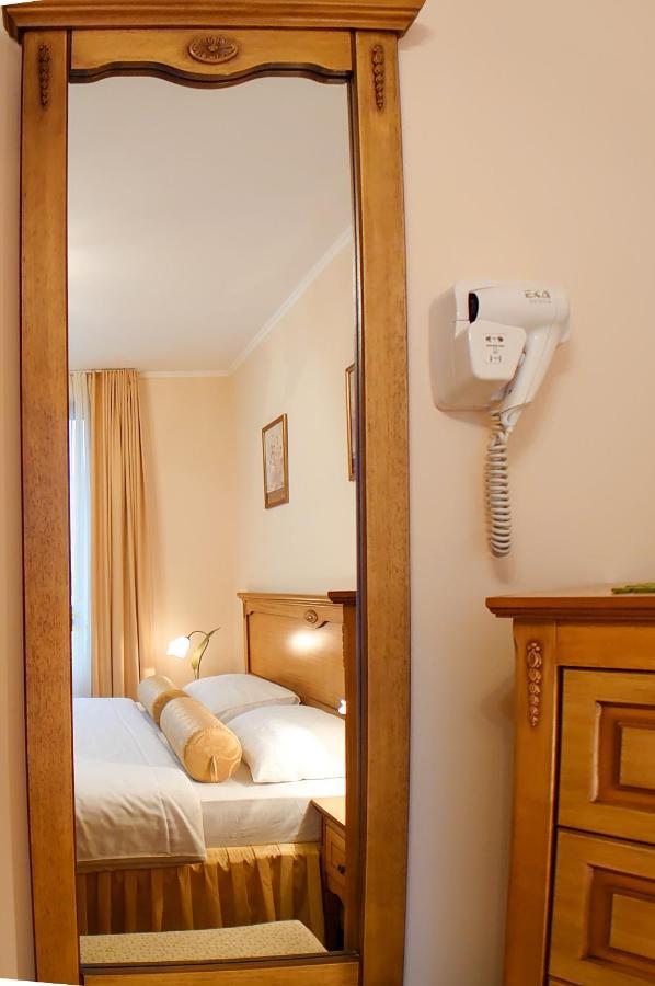 Helios 350M From The Beach Sveti Vlas Exterior photo